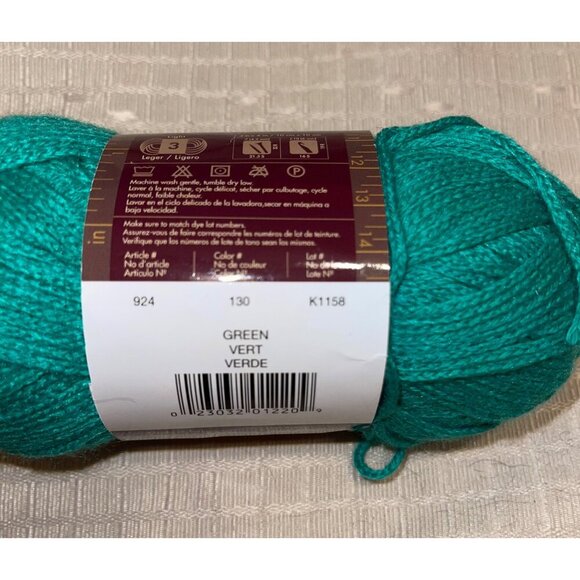 1 Skein Discontinued Lion Brand Modern Baby DK Wt Yarn Color 130 Green - Picture 3 of 4